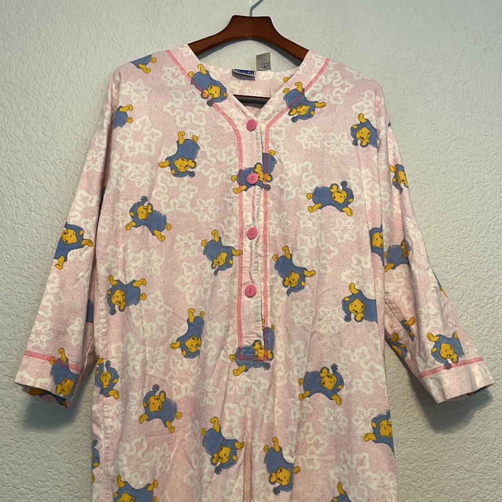 Vintage Winnie the Pooh onesie pajama - Picture 3 of 14